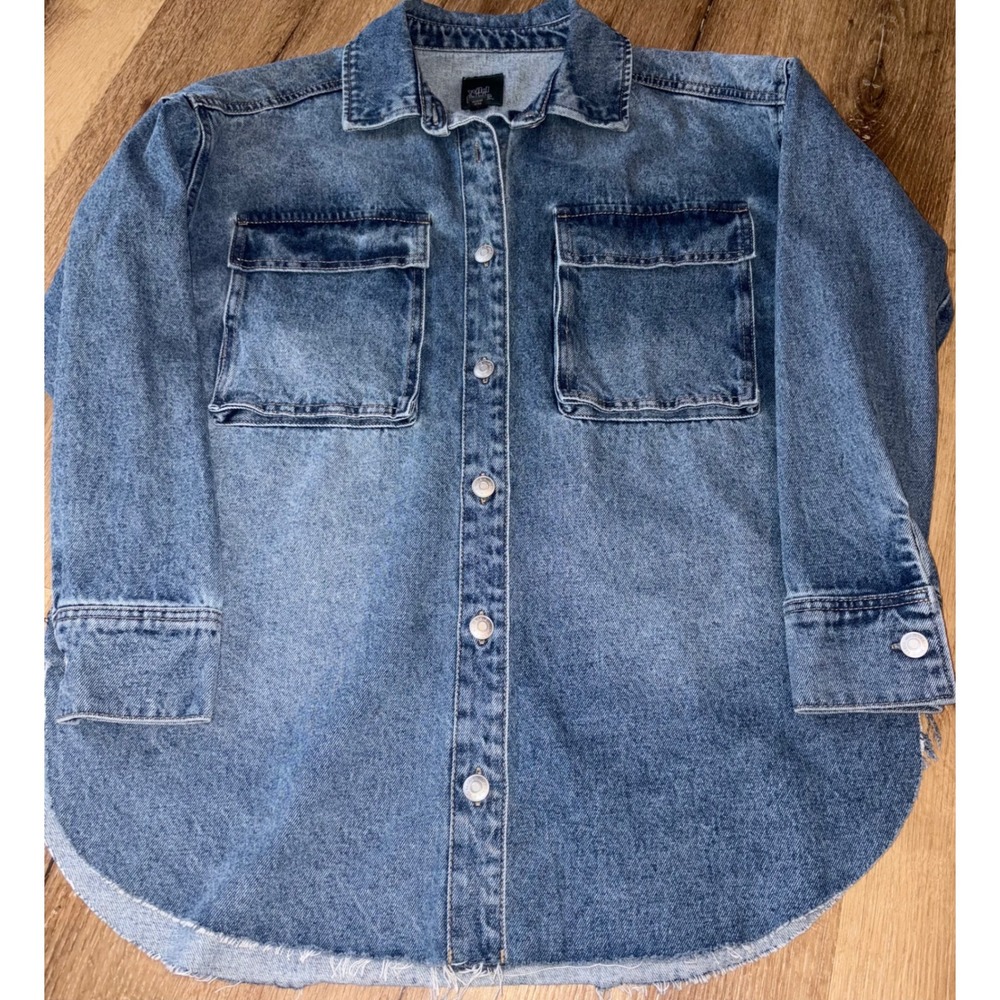 Wild Fable Women's Oversized Denim Shirt Jacket Button Up Long Sleeve Blue S‎